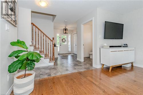 Foyer entrance with light hardwood / wood-style flooring - 12 Hardcastle Place, Cambridge, ON - Indoor Photo Showing Other Room