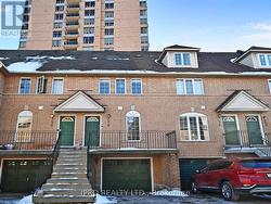 55 - 75 STRATHAVEN DRIVE  Mississauga, ON L5R 3W1