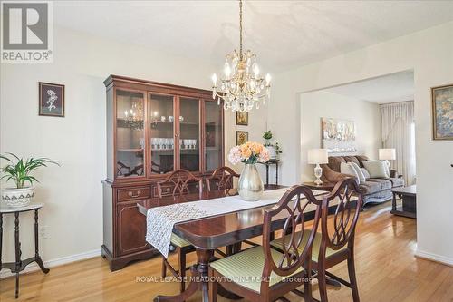 4135 Independence Avenue, Mississauga, ON - Indoor Photo Showing Dining Room