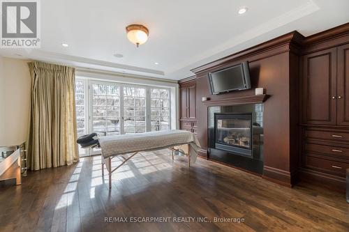 1476 Carmen Drive, Mississauga, ON - Indoor With Fireplace