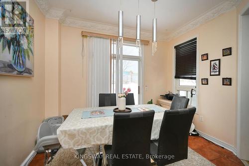 918 Khan Crescent, Mississauga, ON - Indoor Photo Showing Dining Room