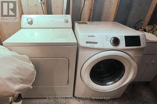 918 Khan Crescent, Mississauga, ON - Indoor Photo Showing Laundry Room