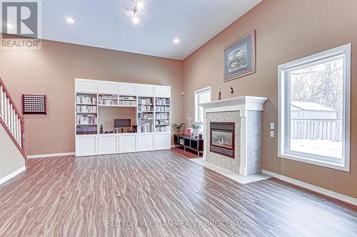 342 Jonathan Street, London, ON - Indoor With Fireplace