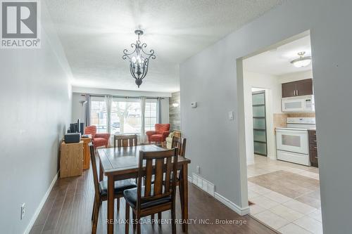 117 Anna Capri Drive, Hamilton, ON - Indoor Photo Showing Dining Room