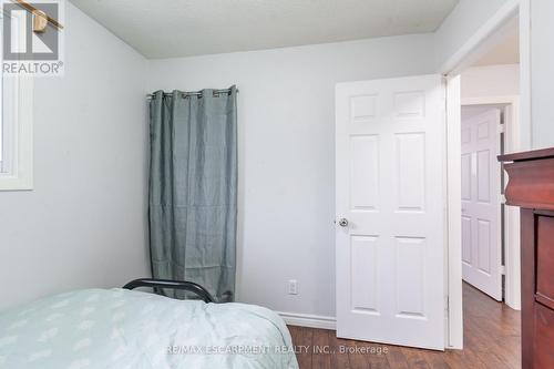 117 Anna Capri Drive, Hamilton, ON - Indoor Photo Showing Bedroom