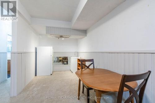 117 Anna Capri Drive, Hamilton, ON - Indoor Photo Showing Dining Room