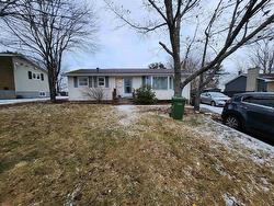 7 Haviland Street  Lower Sackville, NS B4C 1Y8