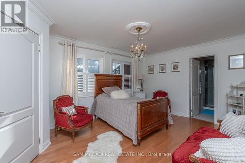 6158 Kisby Drive, Mississauga, ON - Indoor Photo Showing Bedroom