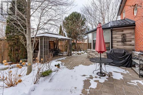 6158 Kisby Drive, Mississauga, ON - Outdoor