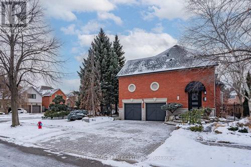 6158 Kisby Drive, Mississauga, ON - Outdoor