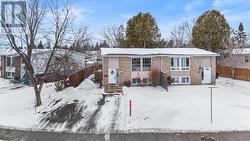 137 GLAMORGAN DRIVE  Ottawa, ON K2L 1R7