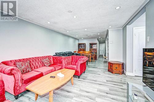 144 Markwood Drive, Kitchener, ON - Indoor Photo Showing Living Room