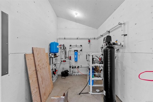 400 Baker Rd, Salt Spring, BC 