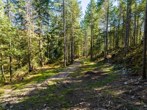 400 Baker Rd, Salt Spring, BC 