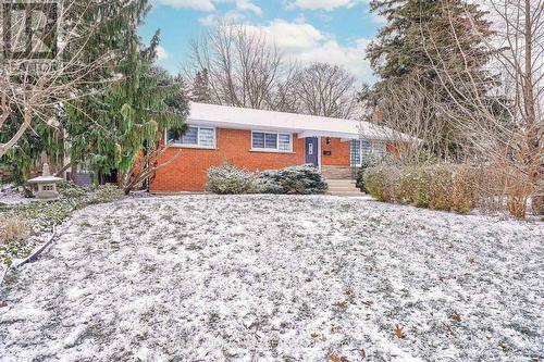 428 Henderson Road, Burlington, ON - Outdoor