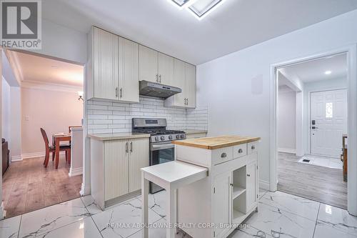 428 Henderson Road, Burlington, ON - Indoor Photo Showing Kitchen