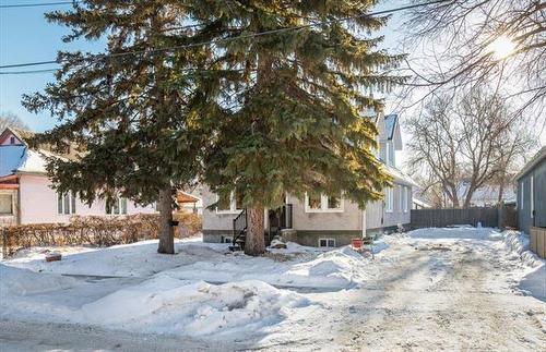 90 Lusted Ave, Winnipeg, MB 