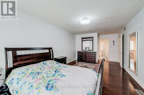 610 Stonebury Crescent, Waterloo, ON - Indoor Photo Showing Bedroom