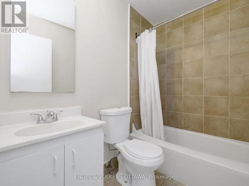 3271 Southgate Road, Ottawa, ON - Indoor Photo Showing Bathroom