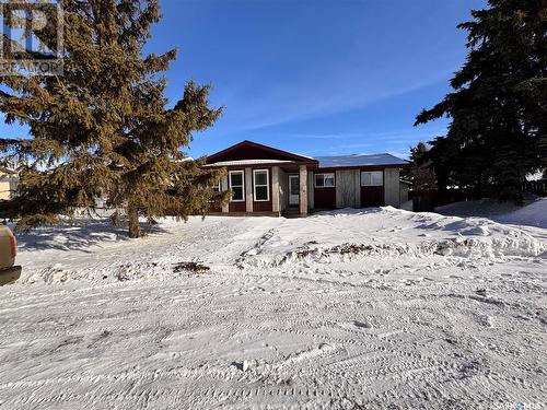 74 Hatton Crescent, Regina, SK - Outdoor