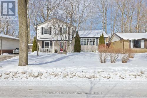 843 Westbury Crescent, London, ON - Outdoor