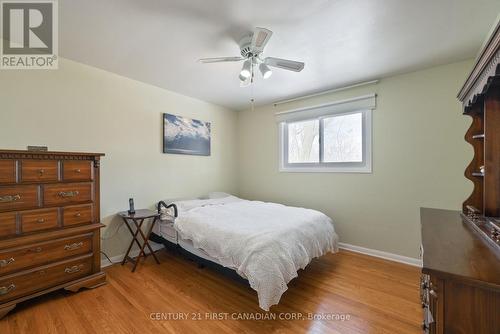 843 Westbury Crescent, London, ON - Indoor Photo Showing Bedroom