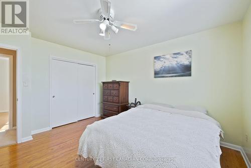 843 Westbury Crescent, London, ON - Indoor Photo Showing Bedroom