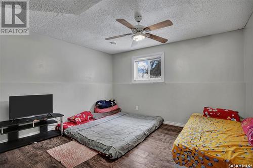 250 Lochrie Crescent, Saskatoon, SK - Indoor Photo Showing Bedroom