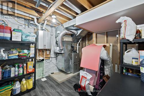 71 St Clair Court, London, ON - Indoor Photo Showing Basement