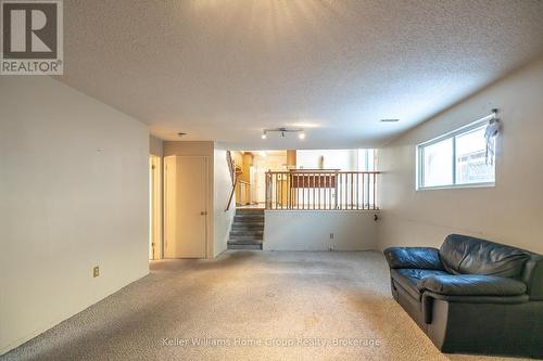 476 Scotchmere Court, Waterloo, ON - Indoor