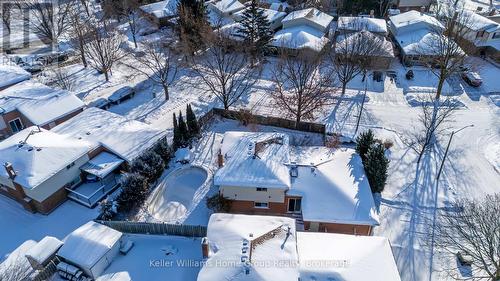 476 Scotchmere Court, Waterloo, ON - Outdoor