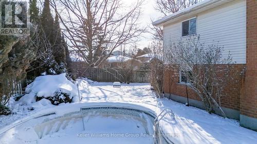 476 Scotchmere Court, Waterloo, ON - Outdoor