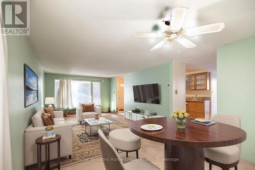 476 Scotchmere Court, Waterloo, ON - Indoor Photo Showing Dining Room