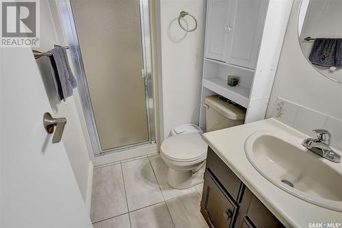 1210 Butterfield Crescent, Regina, SK - Indoor Photo Showing Bathroom