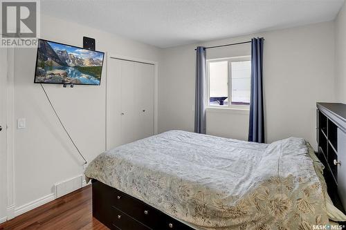 1210 Butterfield Crescent, Regina, SK - Indoor Photo Showing Bedroom