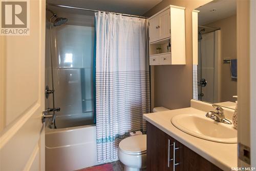 2409 5500 Mitchinson Way, Regina, SK - Indoor Photo Showing Bathroom