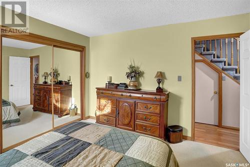 407 Holland Avenue, Regina, SK - Indoor Photo Showing Bedroom