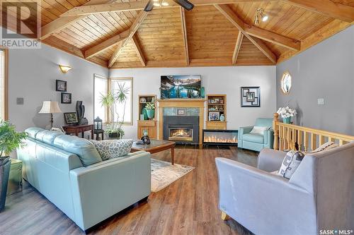 407 Holland Avenue, Regina, SK - Indoor Photo Showing Living Room With Fireplace