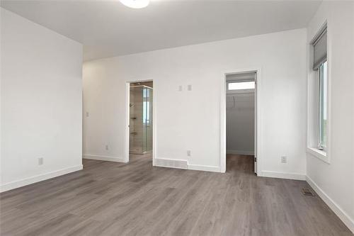68 Magalas Ave, West St Paul, MB 