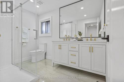 294 Wedgewood Drive, London, ON - Indoor Photo Showing Bathroom