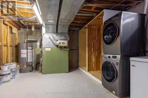 294 Wedgewood Drive, London, ON - Indoor Photo Showing Laundry Room