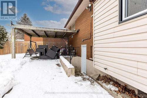 294 Wedgewood Drive, London, ON - Outdoor With Exterior