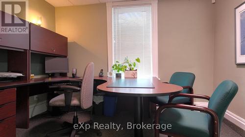 21 Grosvenor Street N, Saugeen Shores, ON - Indoor