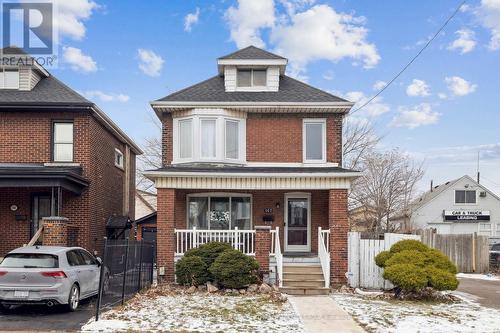 167 Balsam Avenue N, Hamilton, ON - Outdoor With Deck Patio Veranda With Facade