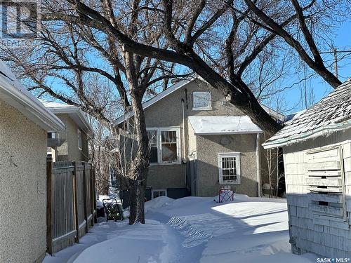 2027 Reynolds Street, Regina, SK - Outdoor