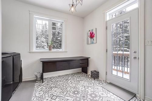 Laundry room - 111 Rue Du Joli-Bois, Sainte-Marguerite-Du-Lac-Masson, QC - Indoor Photo Showing Other Room