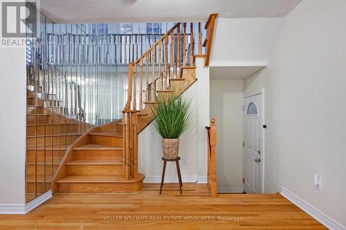 728 Spanish Moss Trail, Mississauga, ON - Indoor Photo Showing Other Room