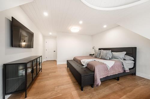 Bedroom - 77 Rue Dwight, Morin-Heights, QC - Indoor Photo Showing Bedroom