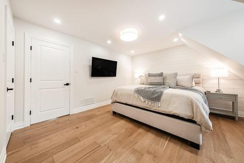 Bedroom - 77 Rue Dwight, Morin-Heights, QC - Indoor Photo Showing Bedroom