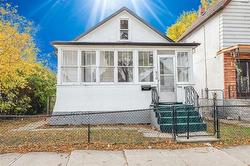 310 Atlantic AVE  Winnipeg, MB R2V 0B2